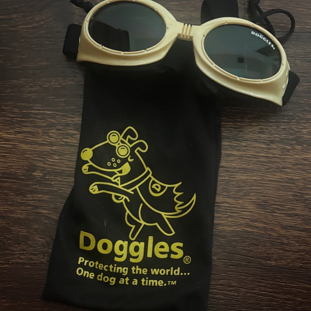 Original Dog Goggles in Cream - Brand